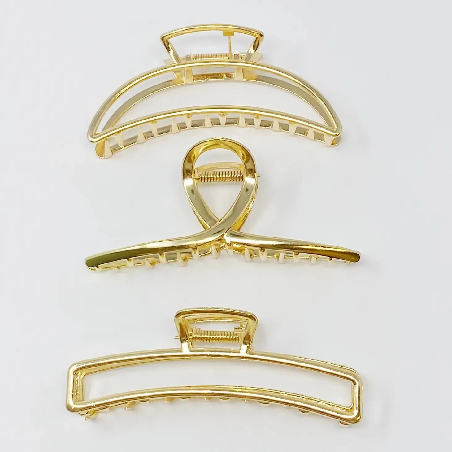 Black or Gold Hair Claw Clip