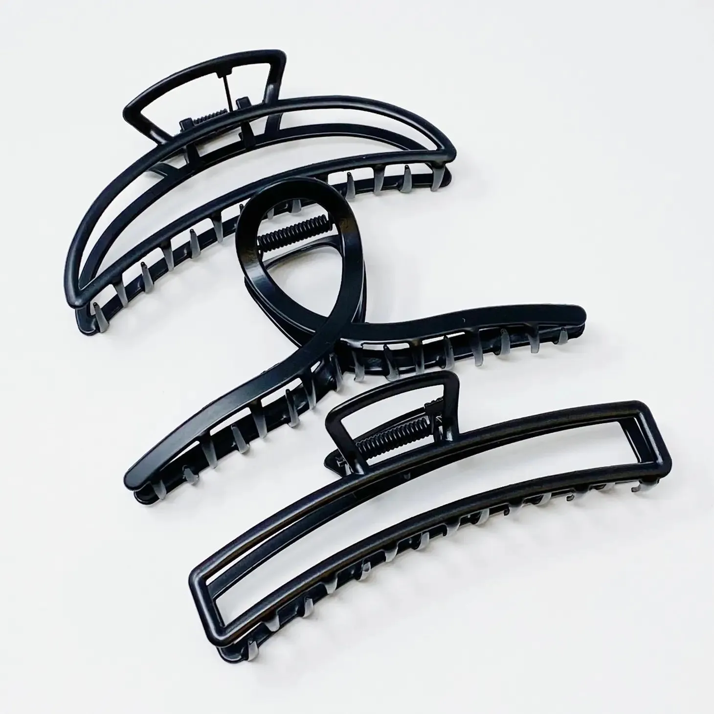 Black or Gold Hair Claw Clip