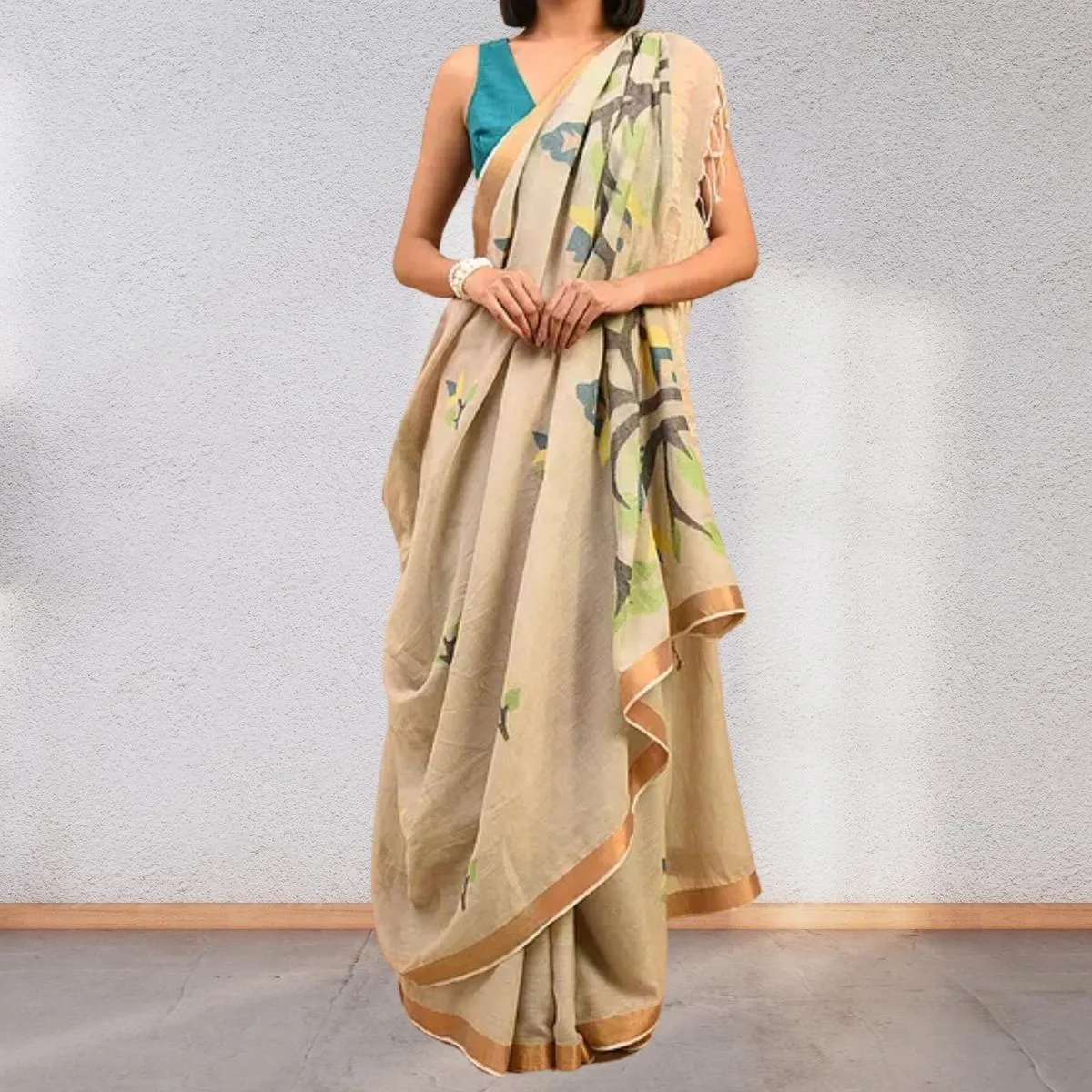 Nude Beige Hand Crafted Cotton Mul Mul Saree | Jamdani Floral Motif | Elegant