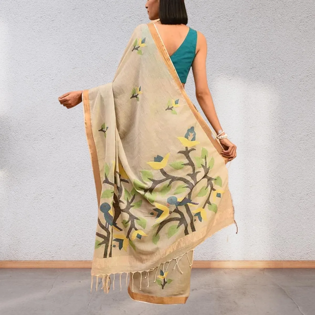 Nude Beige Hand Crafted Cotton Mul Mul Saree | Jamdani Floral Motif | Elegant