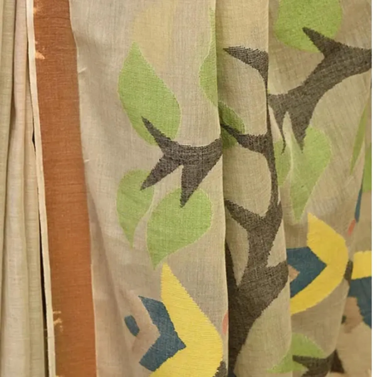 Nude Beige Hand Crafted Cotton Mul Mul Saree | Jamdani Floral Motif | Elegant